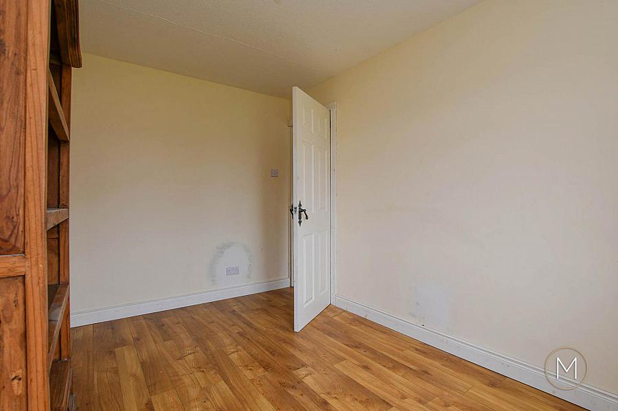 46 Greenview Avenue