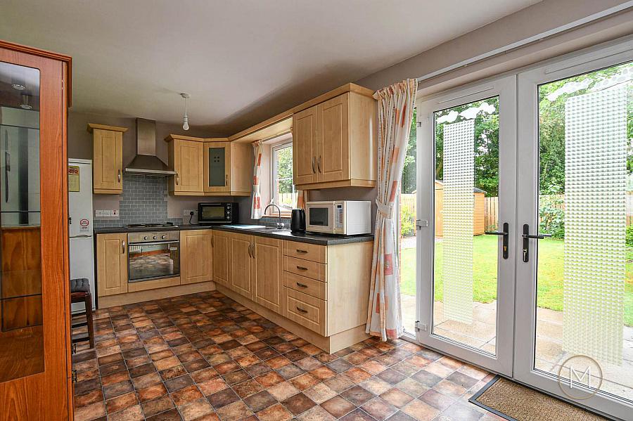 33 Greenvale Manor