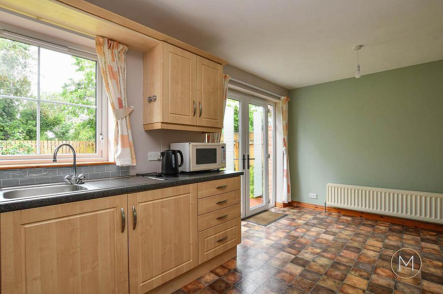 33 Greenvale Manor