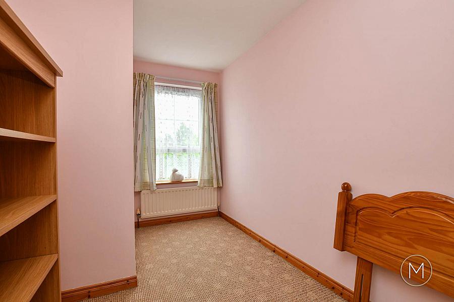 33 Greenvale Manor