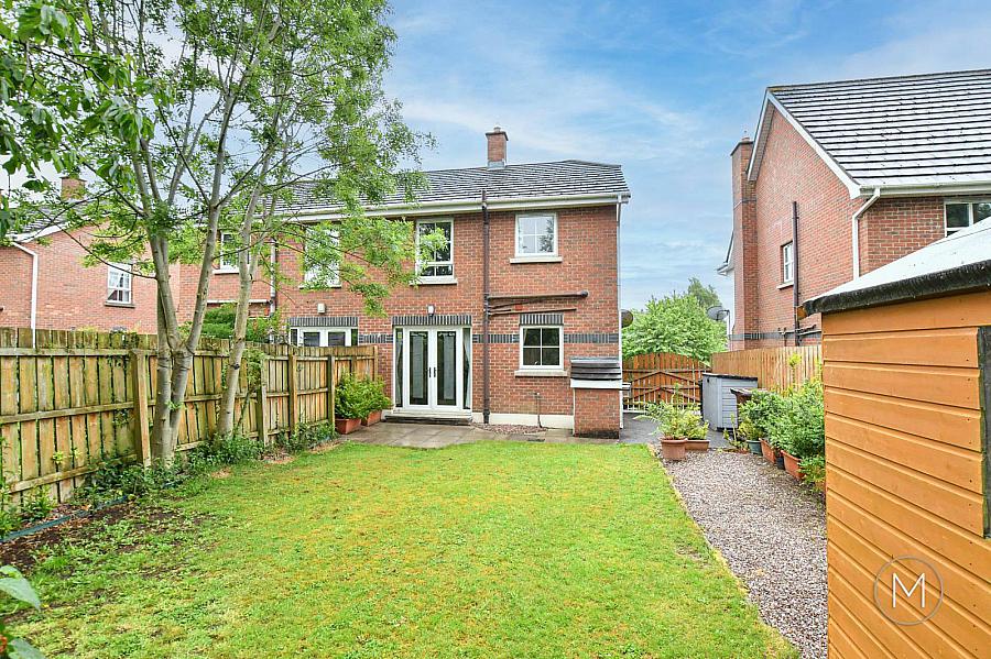 33 Greenvale Manor