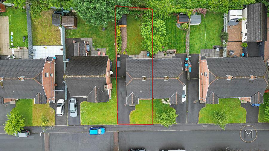 33 Greenvale Manor