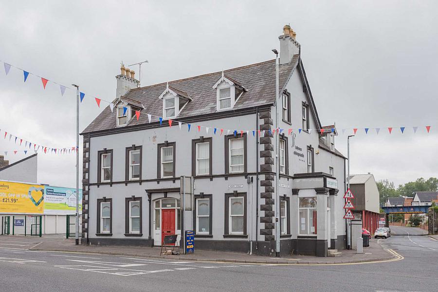 1 Henry Street,Ballymena, BT42 3AA 1 Henry Street,Ballymena, BT42 3AA