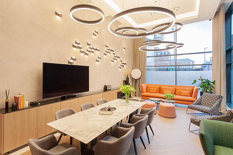 Apt 16 Fx, Apt 16 Fx Montgomery Street