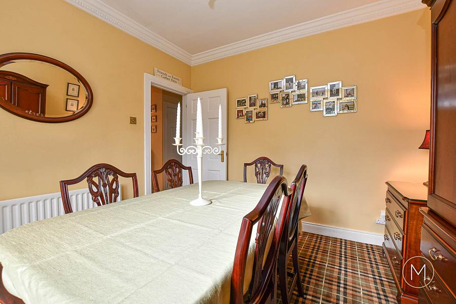 10 Castle Lodge