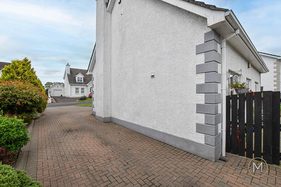 10 Castle Lodge