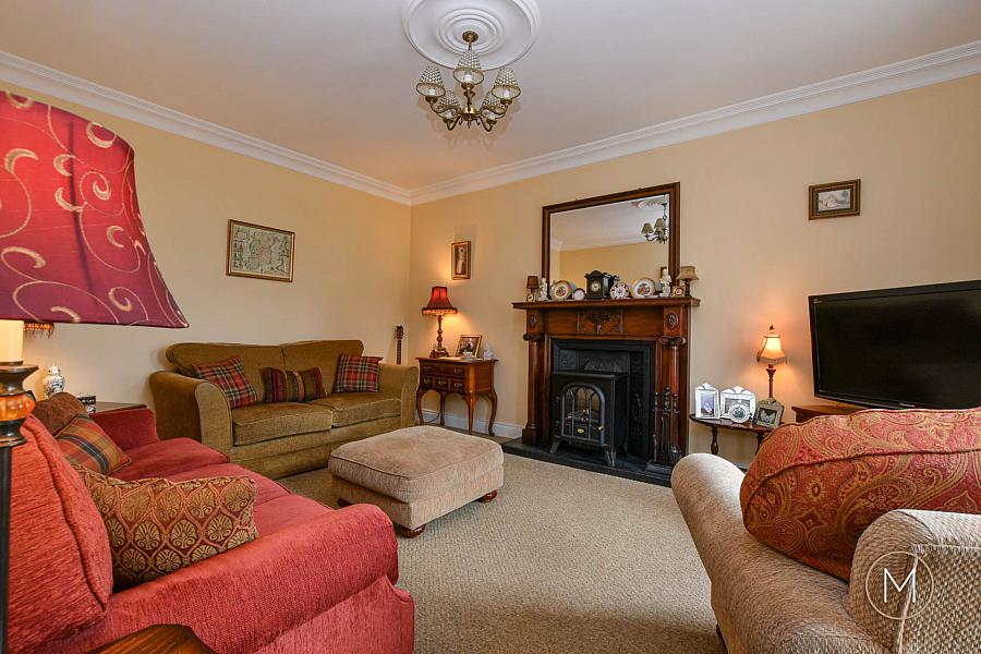 10 Castle Lodge