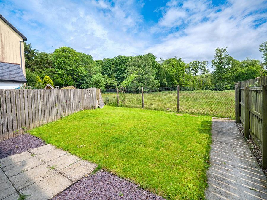16 Glencraig Manor