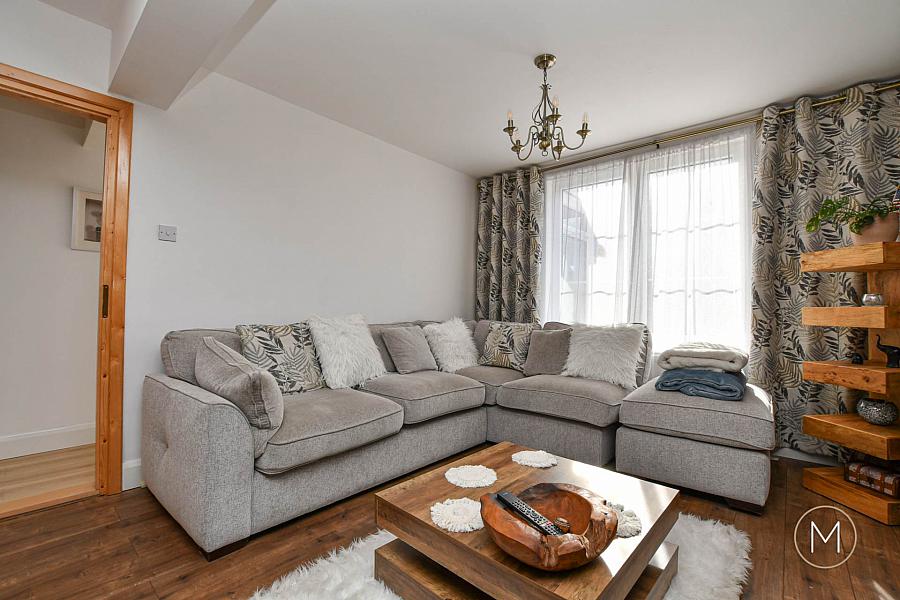72 Oriel Road