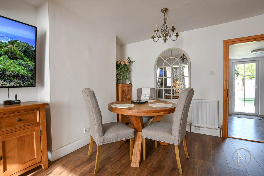 72 Oriel Road