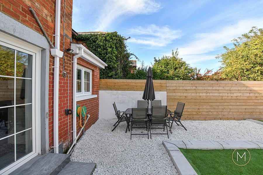 72 Oriel Road