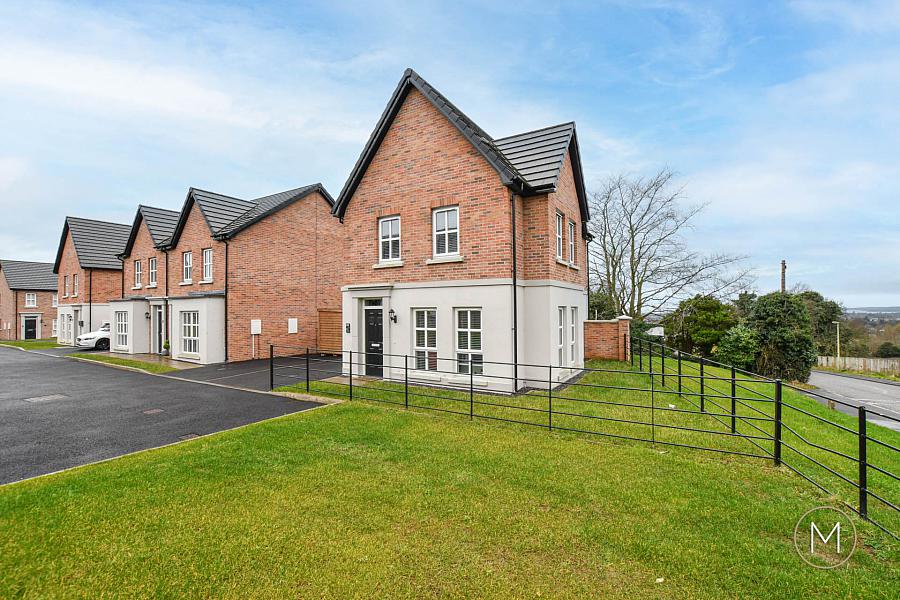 67 Ballyveigh Crescent