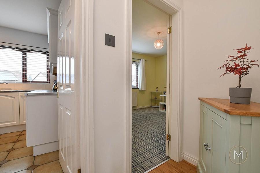 3 Roseville Avenue