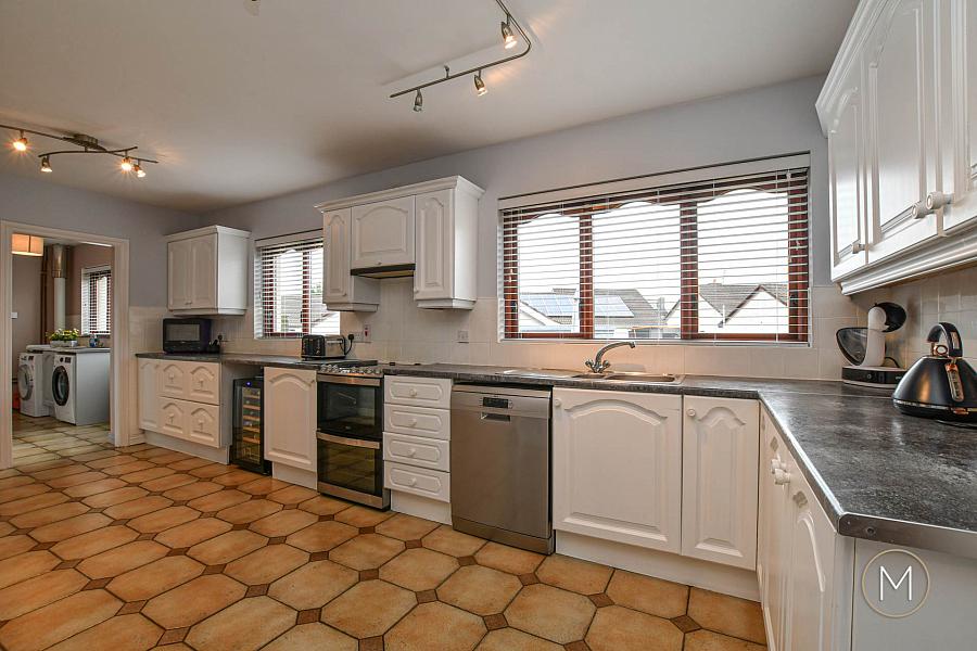 3 Roseville Avenue