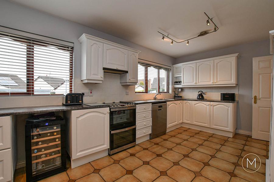 3 Roseville Avenue