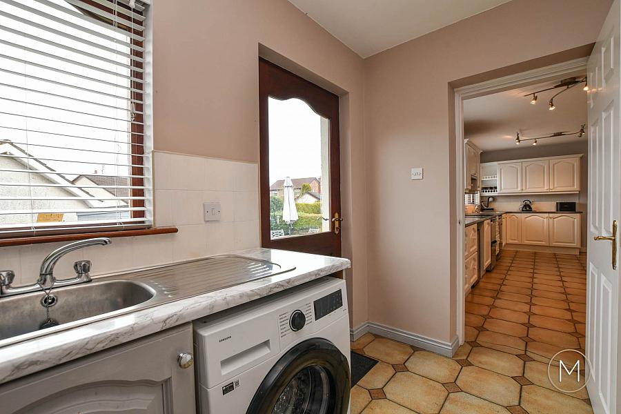 3 Roseville Avenue