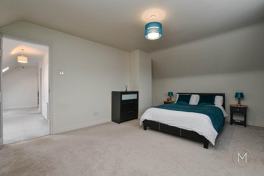 3 Roseville Avenue