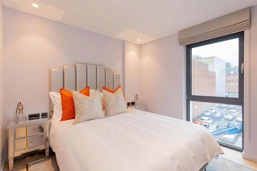 Apt 6 Fx Montgomery Street