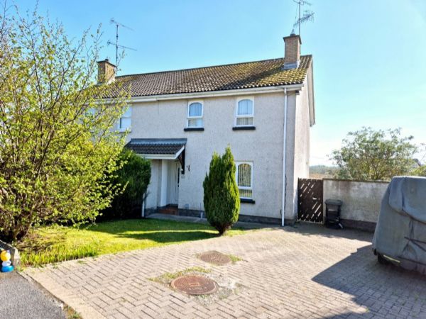 33 Deverney Park