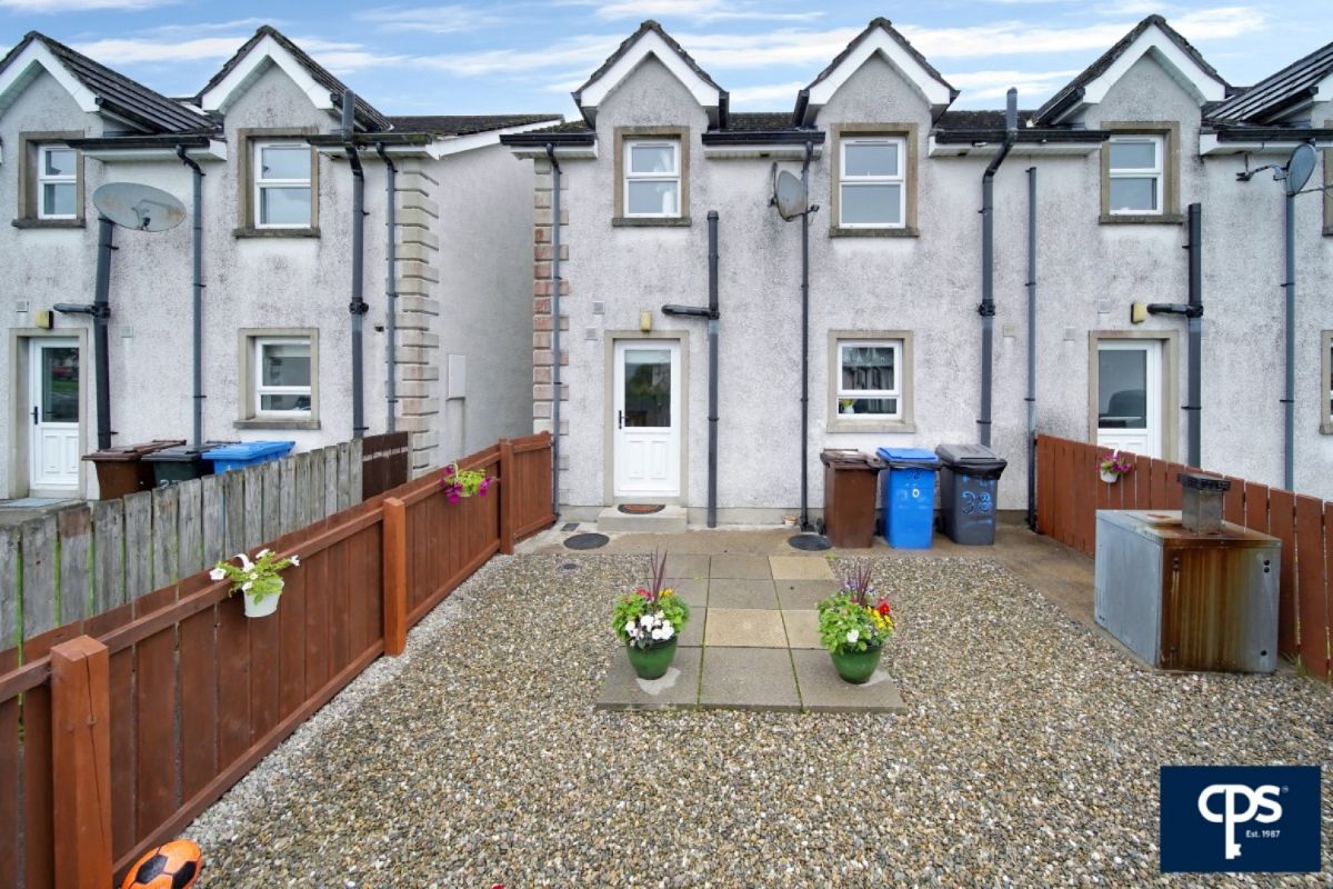 38 Elm Wood Green, Castlederg 38 Elm Wood Green, Castlederg