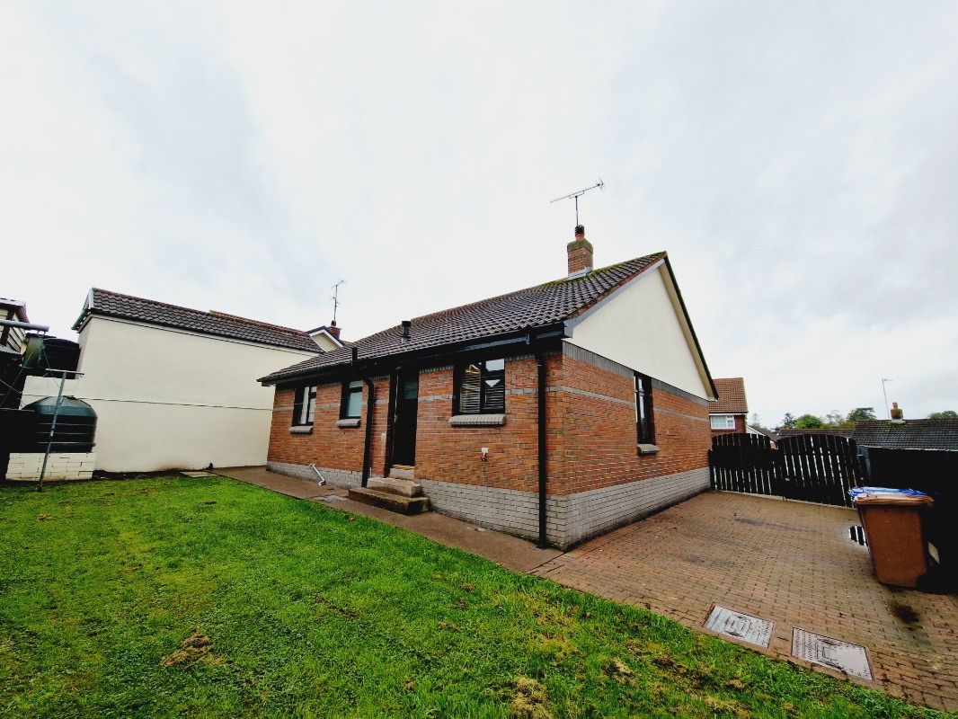 42 Thornlea 42 Thornlea