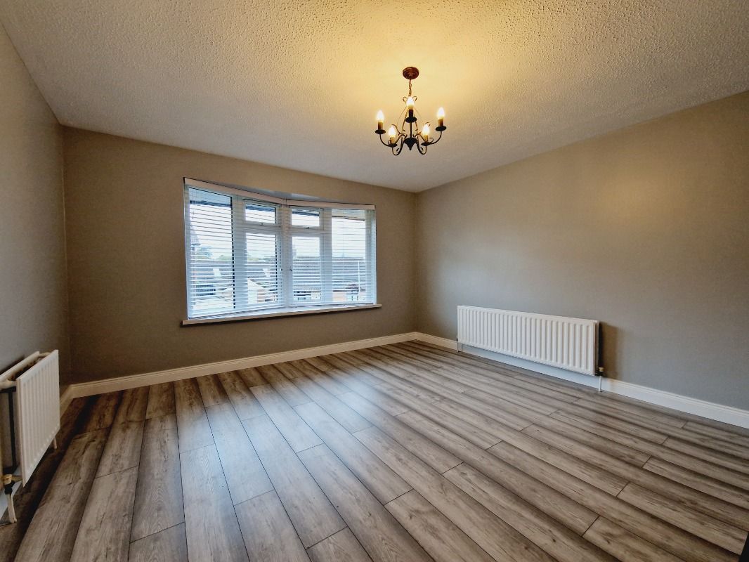 42 Thornlea 42 Thornlea