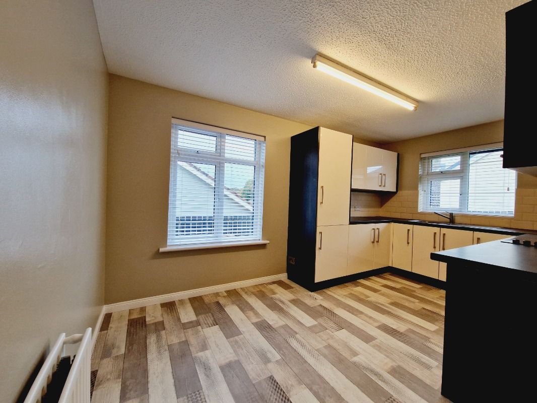 42 Thornlea 42 Thornlea