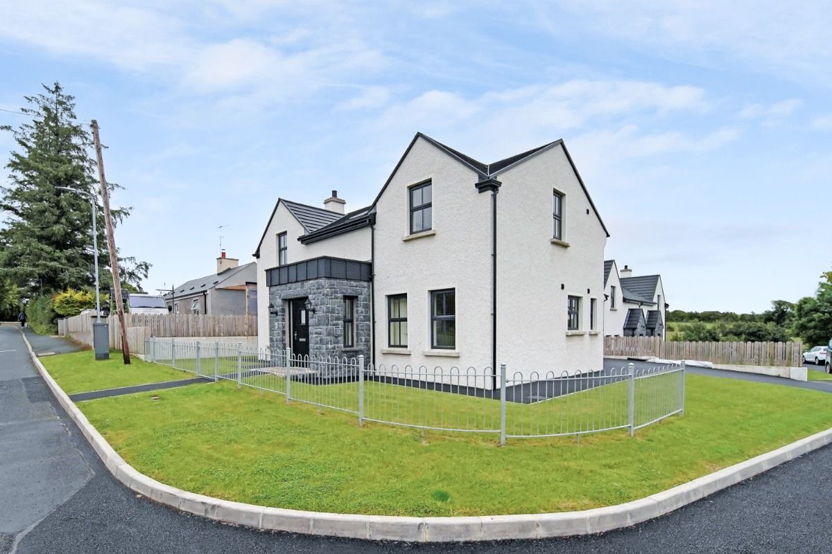 2 Esker Road, Dromore 2 Esker Road, Dromore