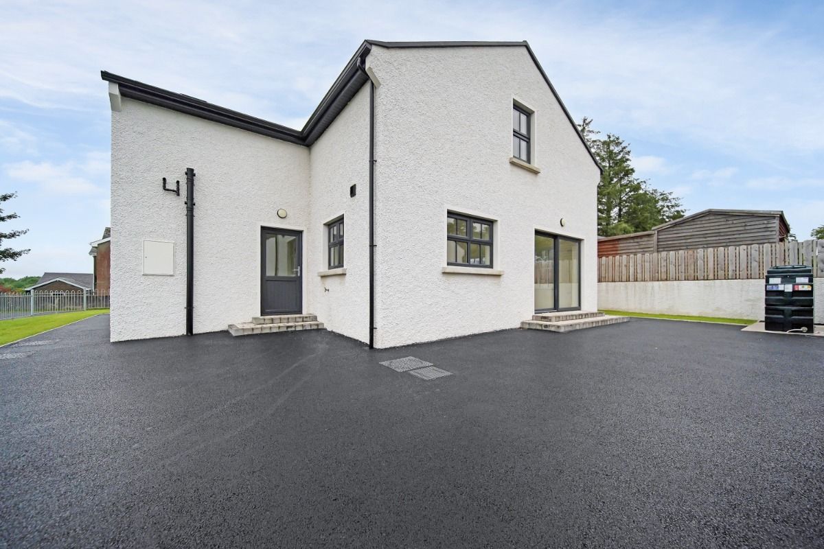 2 Esker Road, Dromore 2 Esker Road, Dromore