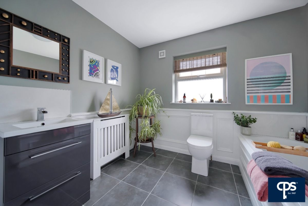 28 Ballinamullan Road 28 Ballinamullan Road