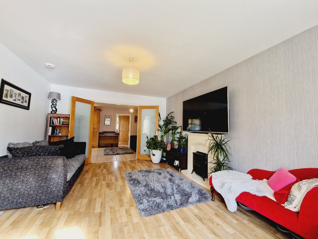 3B Mellon Park Drive 3B Mellon Park Drive