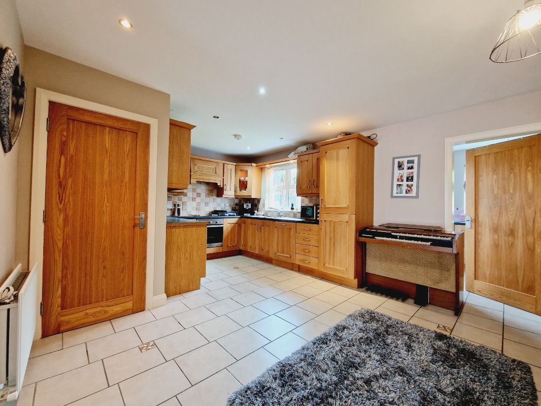 3B Mellon Park Drive 3B Mellon Park Drive