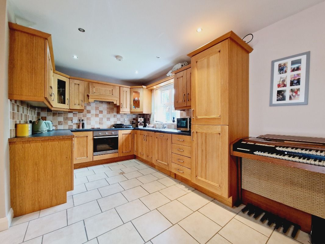 3B Mellon Park Drive 3B Mellon Park Drive