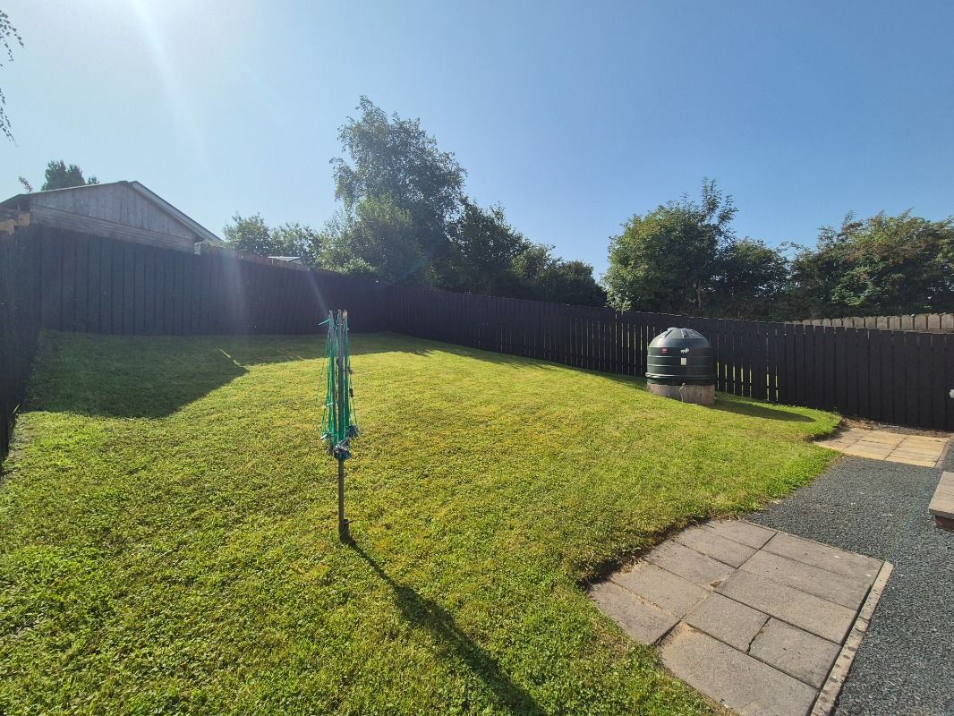 5 Lambrook Close 5 Lambrook Close