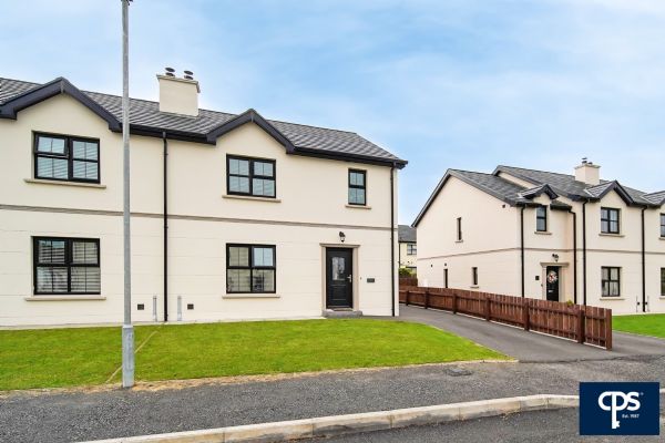 36 Lower Retreat