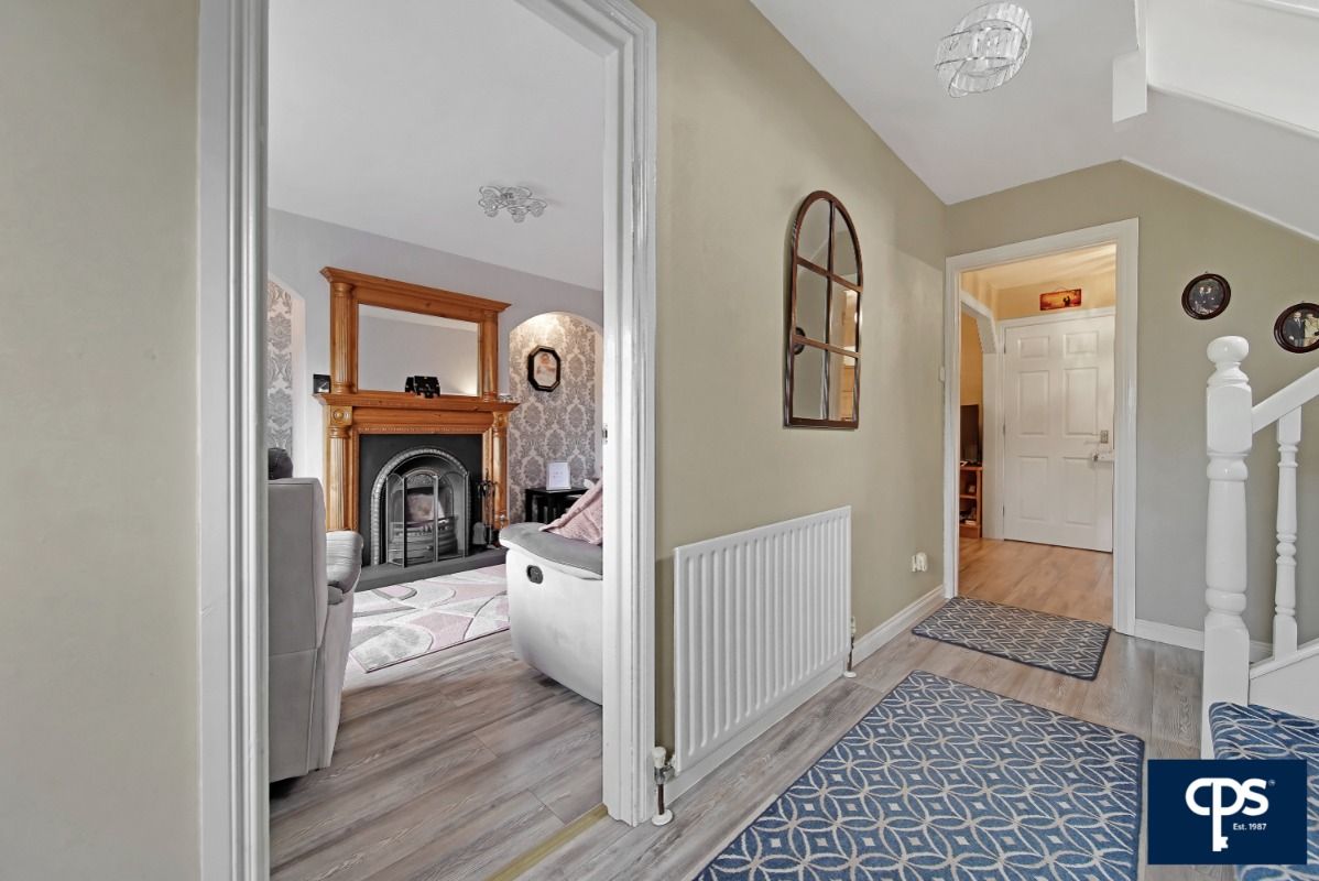 8 Grange Park, Newtownstewart