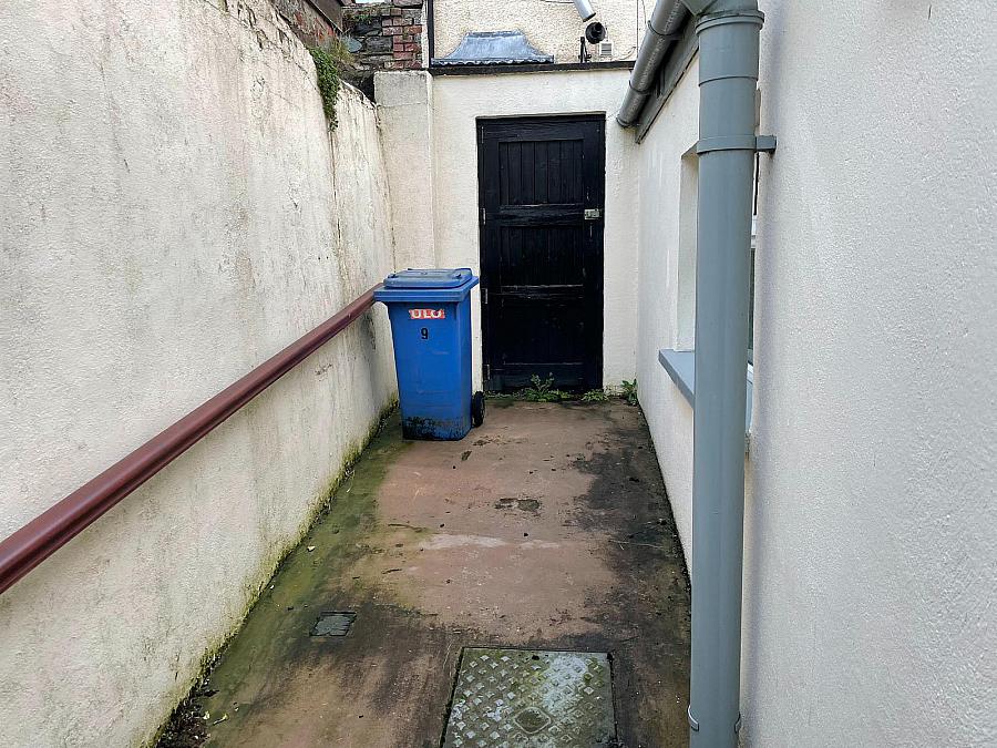 9 Lisburn Street