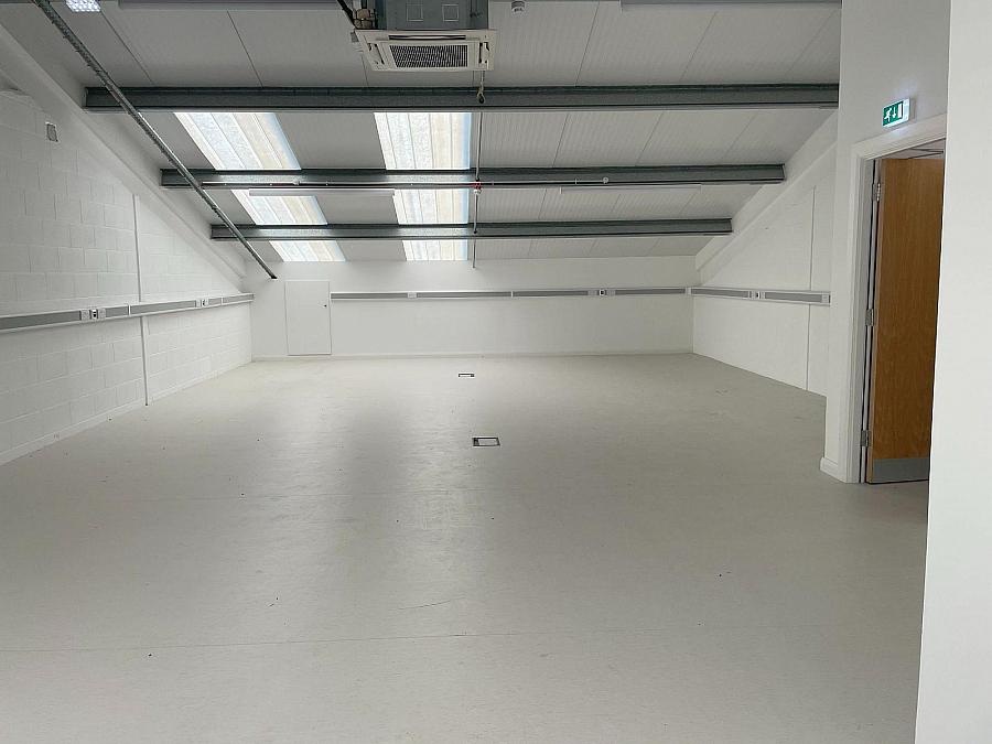 23 Crescent Business Park