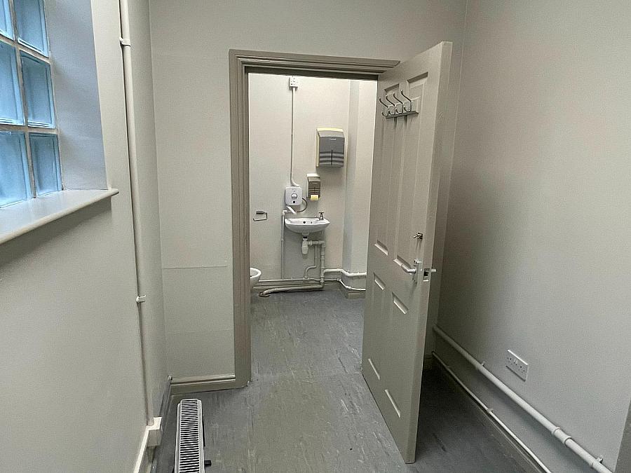 17 Smithfield Square