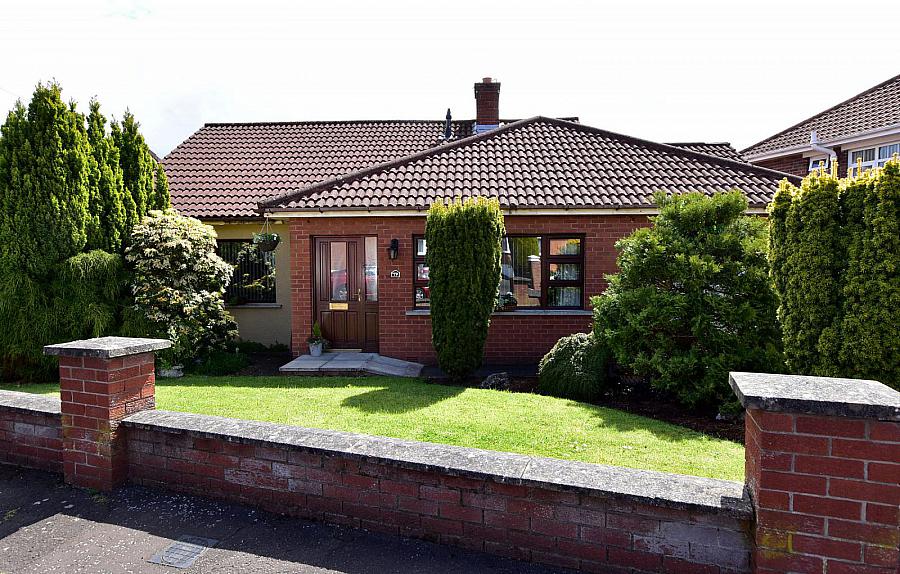 19 Killeaton Crescent,belfast, BT17 9HB