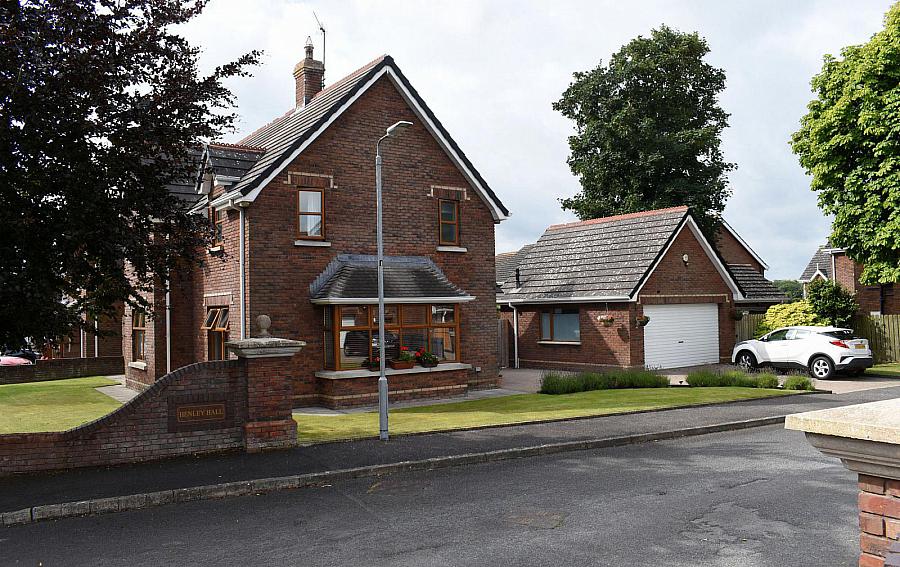 2 Henley Hall