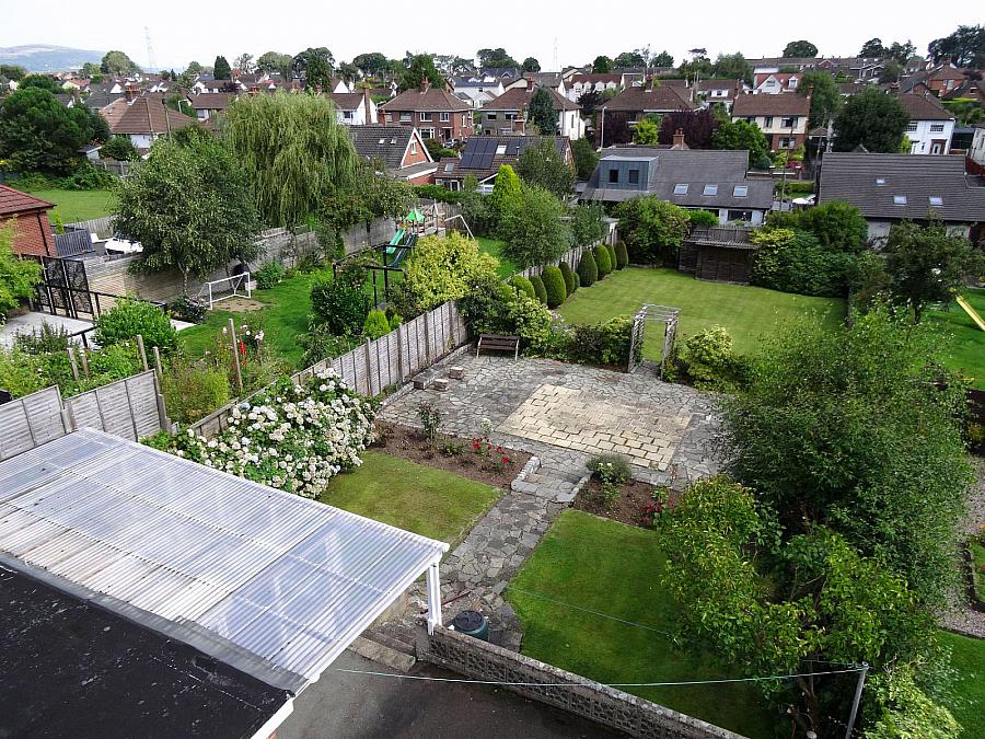 18 Carrisbrook Gardens