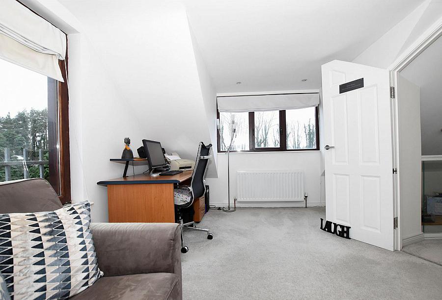 4 Harwich Mews