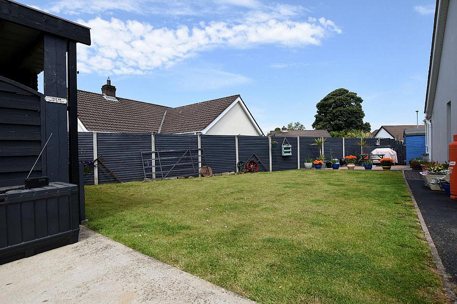 12 Stonebridge Court