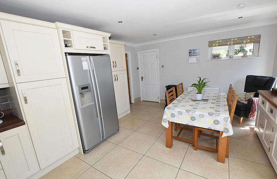 12 Stonebridge Court