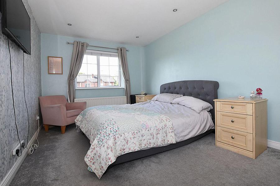 33 Ashcroft Close