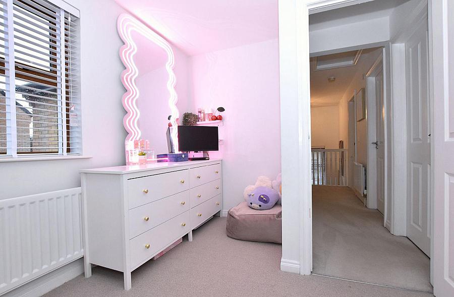 17 Killultagh Heights