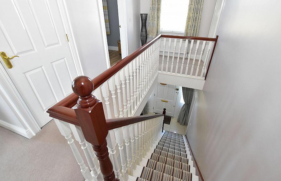 8 Lady Wallace Crescent