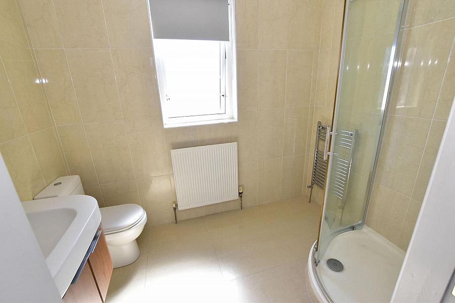 8 Lady Wallace Crescent