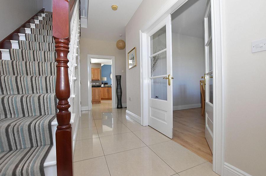 8 Lady Wallace Crescent